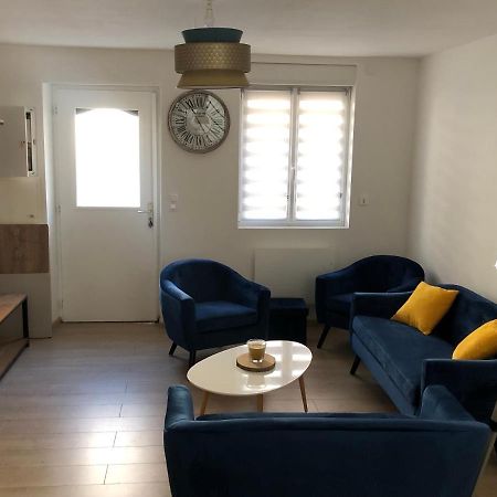 Une Maison Agreable Pour Se Detendre Saint-Quentin  Buitenkant foto
