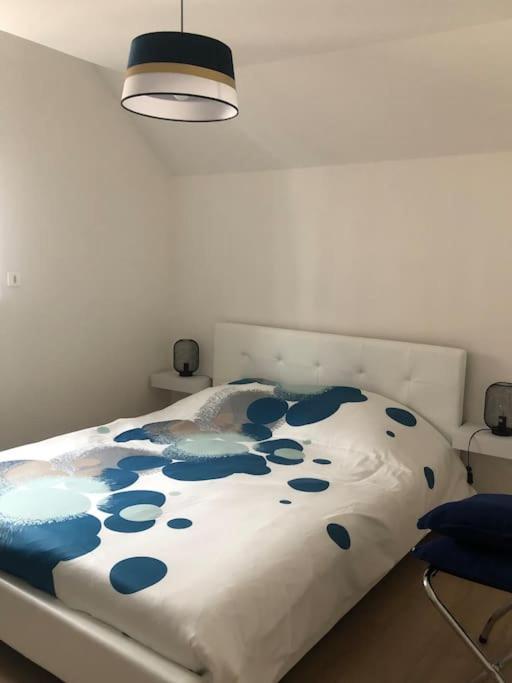 Une Maison Agreable Pour Se Detendre Saint-Quentin  Buitenkant foto